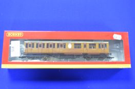 Hornby 00 LNER Thompson Suburban Lavatory Composite Coach 88383