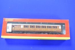 Hornby 00 LNER 61'6" Corridor Brake Coach 42884