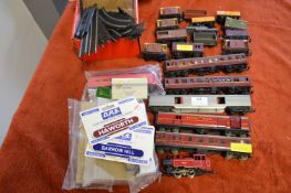 00 Gauge Carriages, Goods Vehicles, Track and Accessories