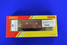 Hornby 00 NE Box Van