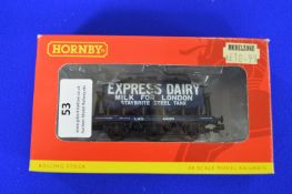 Hornby 00 Six Wheel Milk Tank "Express Dairy"