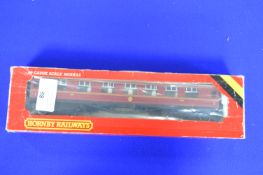 Hornby 00 LMS Coach 57' Composite