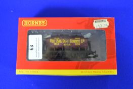 Hornby 00 Six Wheel Milk Tank "West Park Dairy Co."