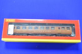 Hornby 00 LNER 61'6" Buffet Car 24080