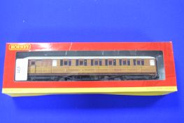 Hornby 00 LNER 61'6" Corridor Brake Coach 42777