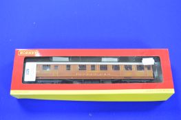 Hornby 00 LNER 61'6" Buffet Car 24276