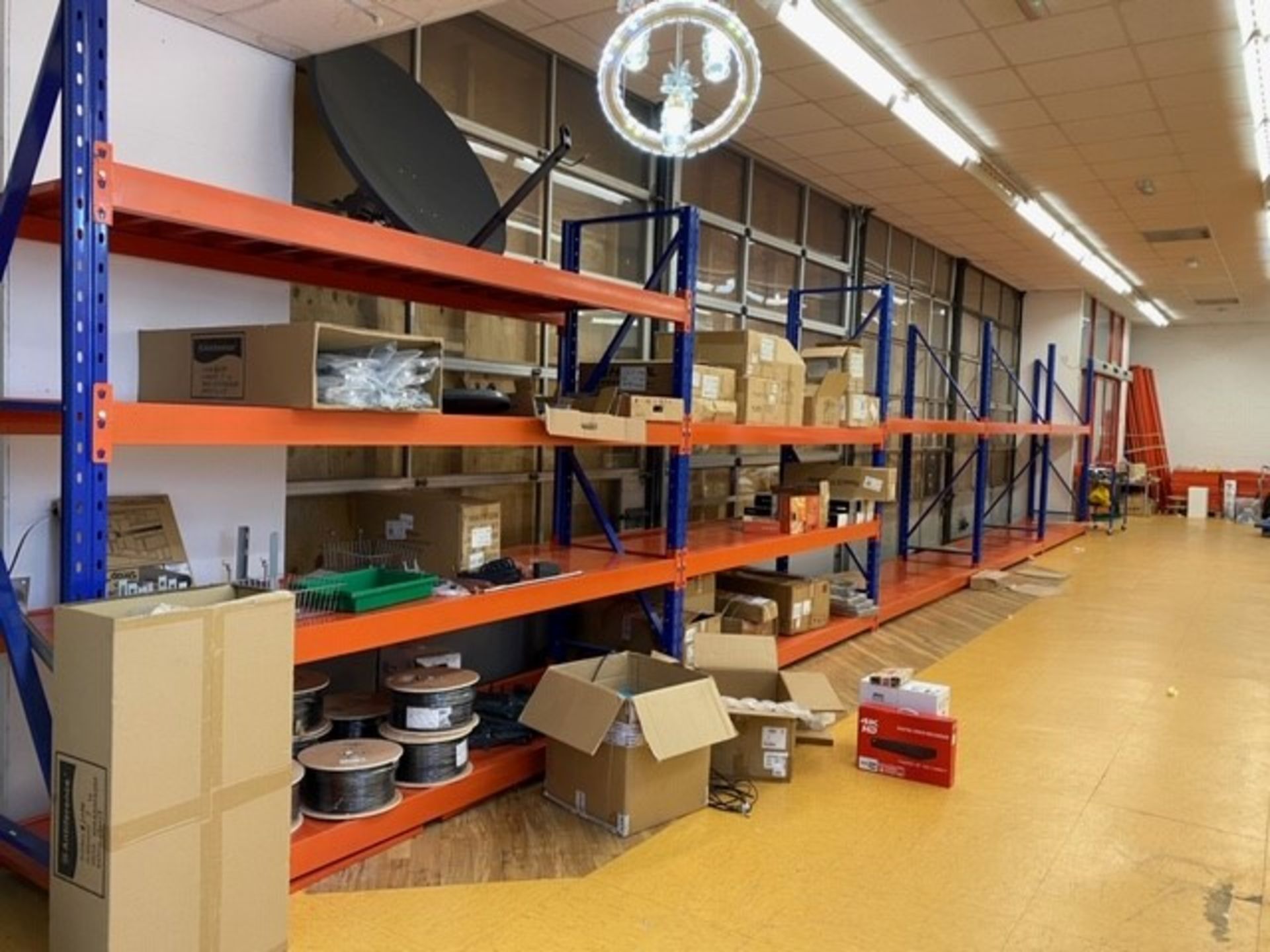 *Five Bays of Medium Duty Boltless Shelving (6 Upr - Image 3 of 3