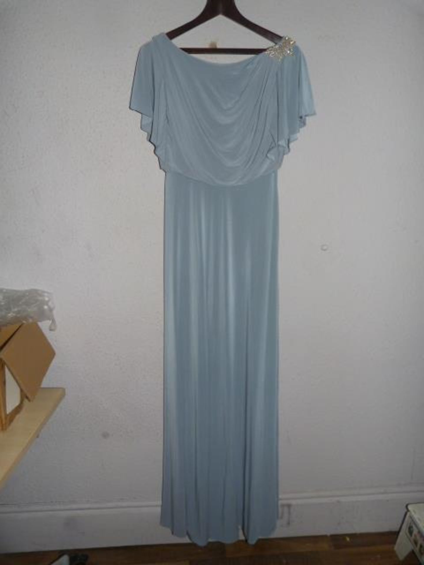 *Size: 6L Platinum Bridesmaid Dress