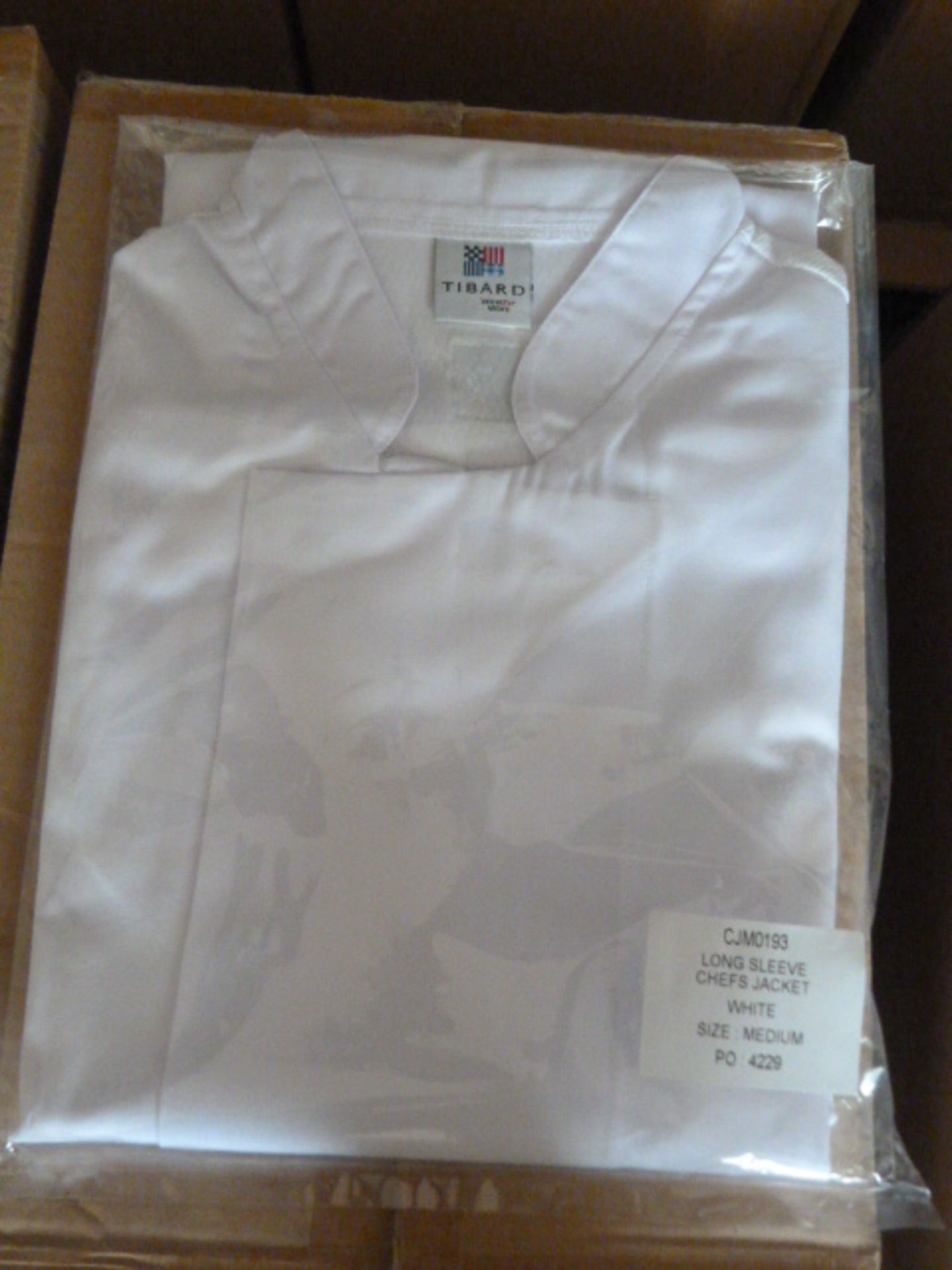 *25 Size: M Long Sleeve Chef Jackets