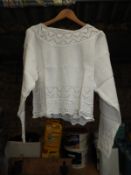 *10 Ladies White Pullovers