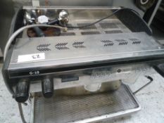 * very clean G10 coffee machine comes with attachments(700Wx530Hx600D) tested working