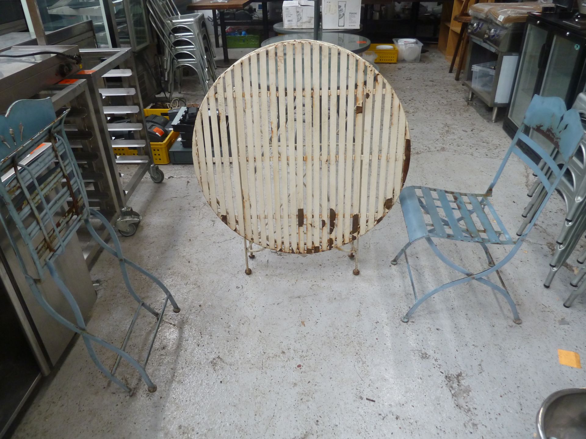 * metal outdoor garden table with x3 chairs could do with a paint but very sturdy other then that. - Image 3 of 3