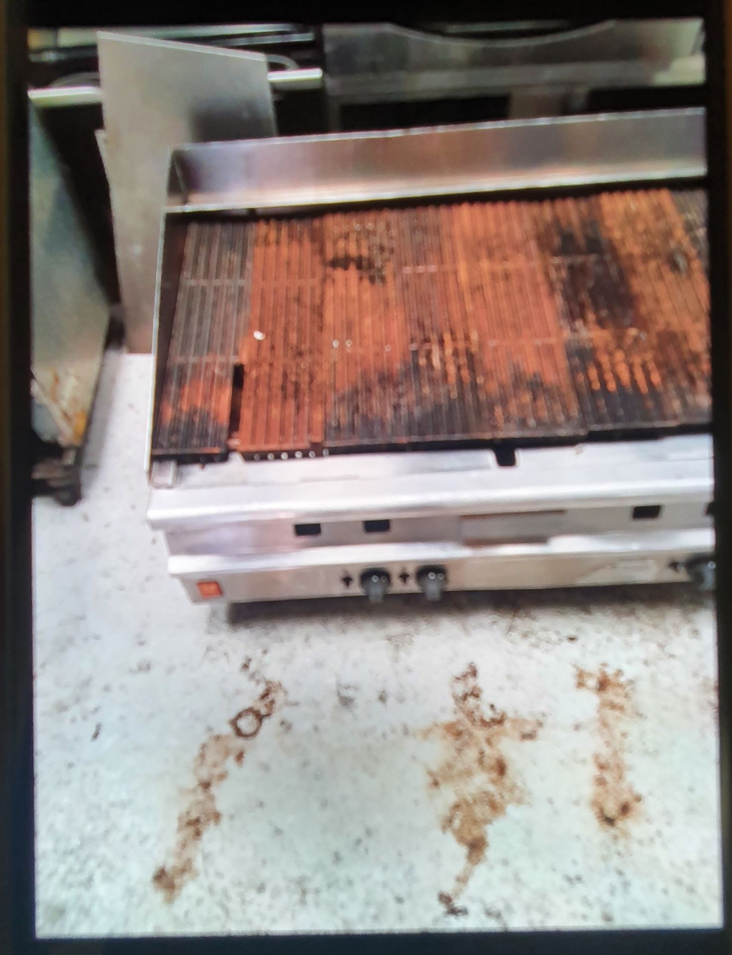 * falcon gas char grill 1200mm wide heavy duty good condition.