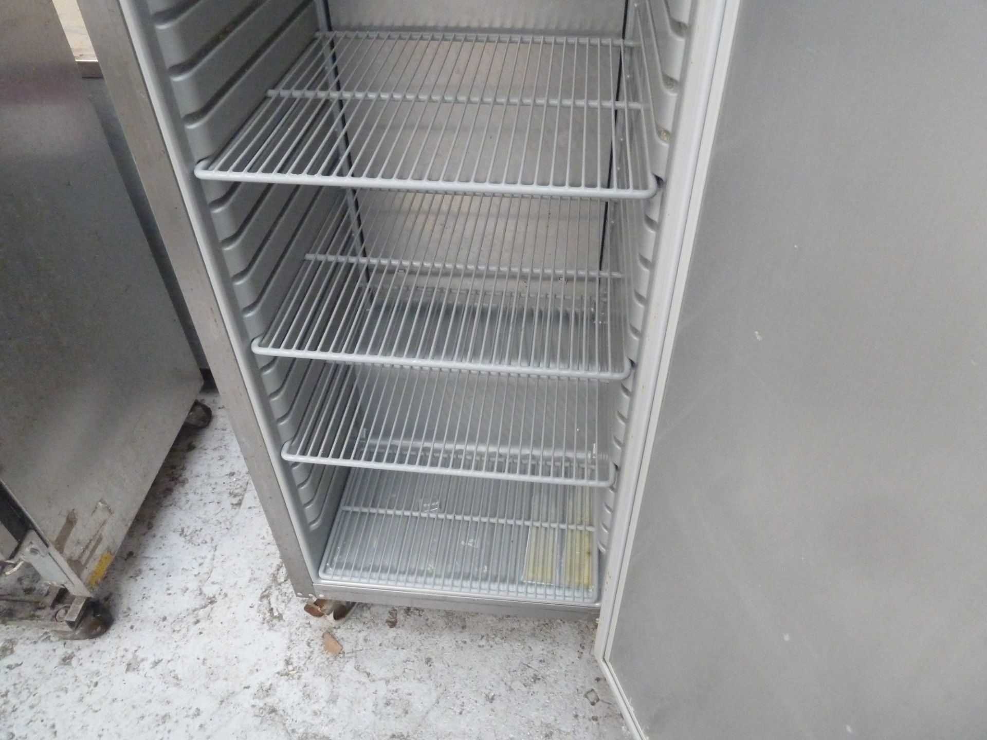 * Gram refrigerator tested excelent condition.(600Wx1900Hx635D) - Image 5 of 5