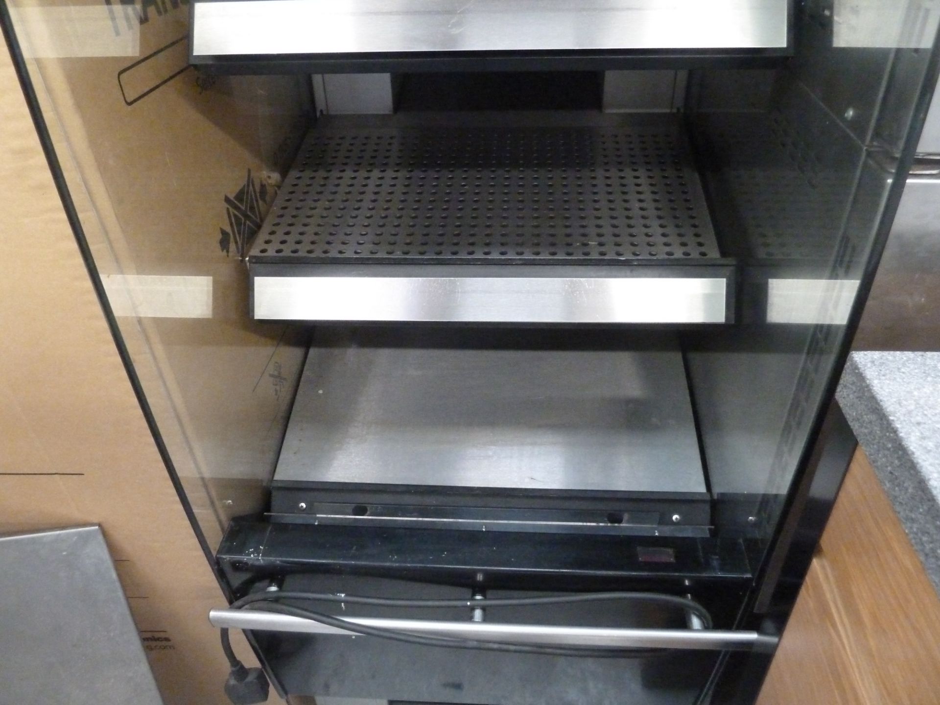 * Fri-jado heated grab and go display, shelves, all in good condition. (1920H x 640W x 960D) - Image 2 of 2