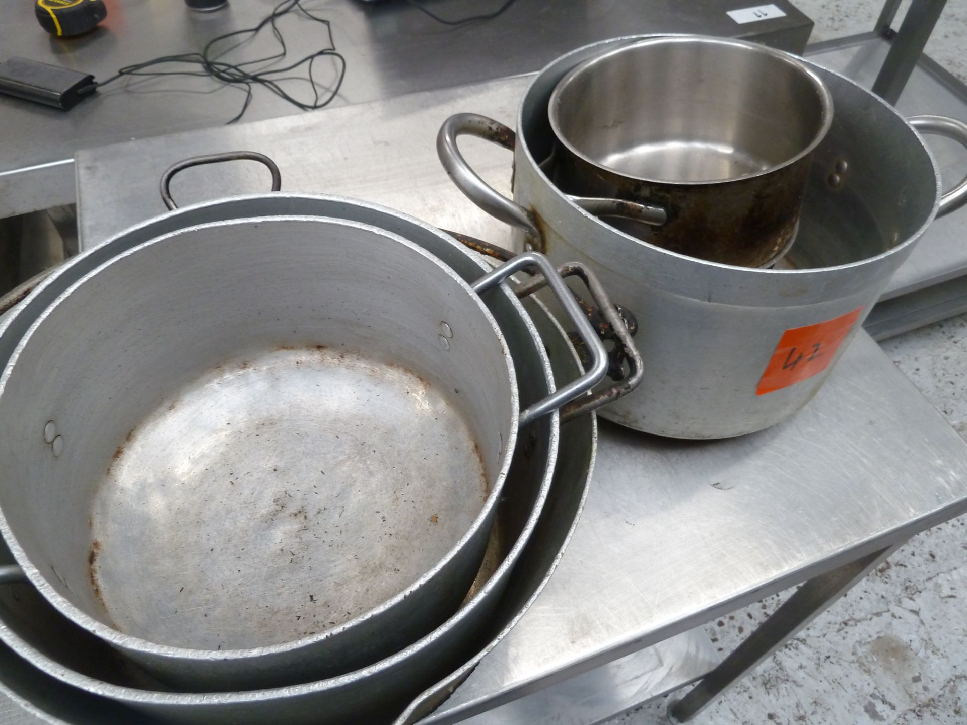 * x6 pan set, used but good condition. - Image 2 of 2