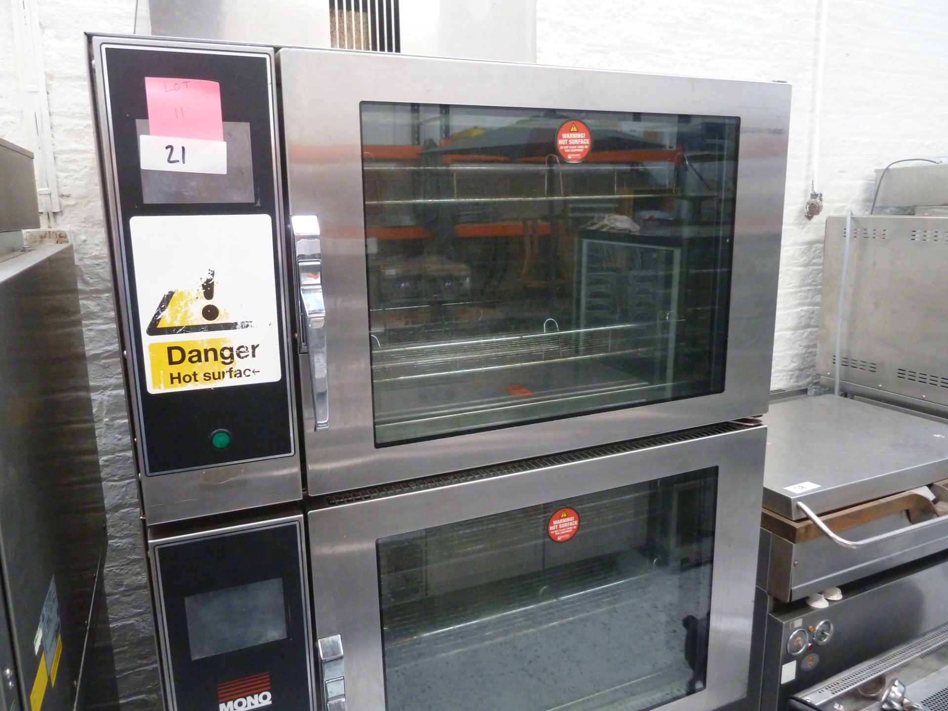 * Double BX Mono bakery oven, includes stand and shelving, very clean.(1000Wx2000Hx900D)