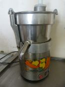 Santos Fruit & Vegetable Grater/Juicer