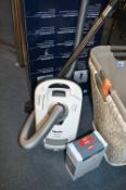 *Miele C1 Allergy Compact Vacuum Cleaner