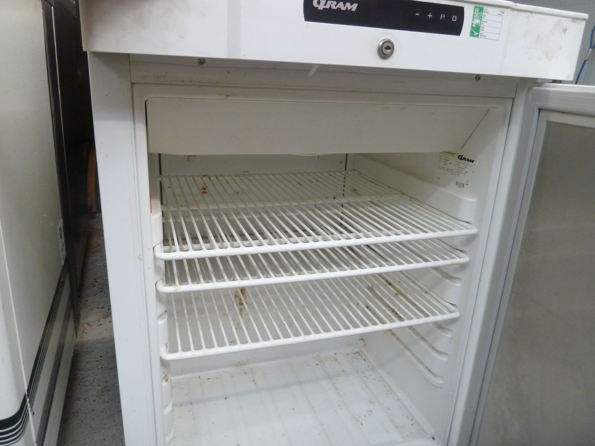 * Gram refridgerator Gram refridgerator. Perfect for small kitchen. - Image 3 of 3