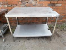 * SS prep bench SS prep bench. Very clean condition. (1200Wx890Hx700D)