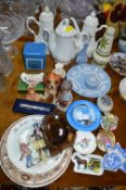 Pottery Items, Wall Plates, Wedgwood, Blue & White