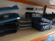 Quantity of Desktop Document Trays