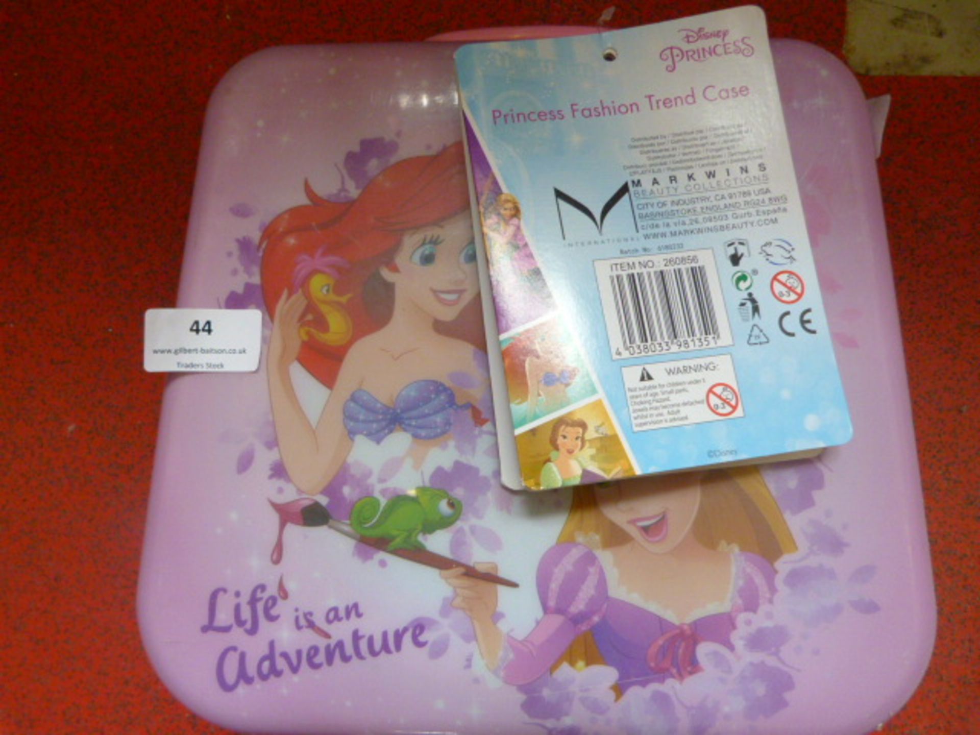 *Princess Fashion Tread Case