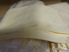 *70 Ivory Runners 2100x150mm