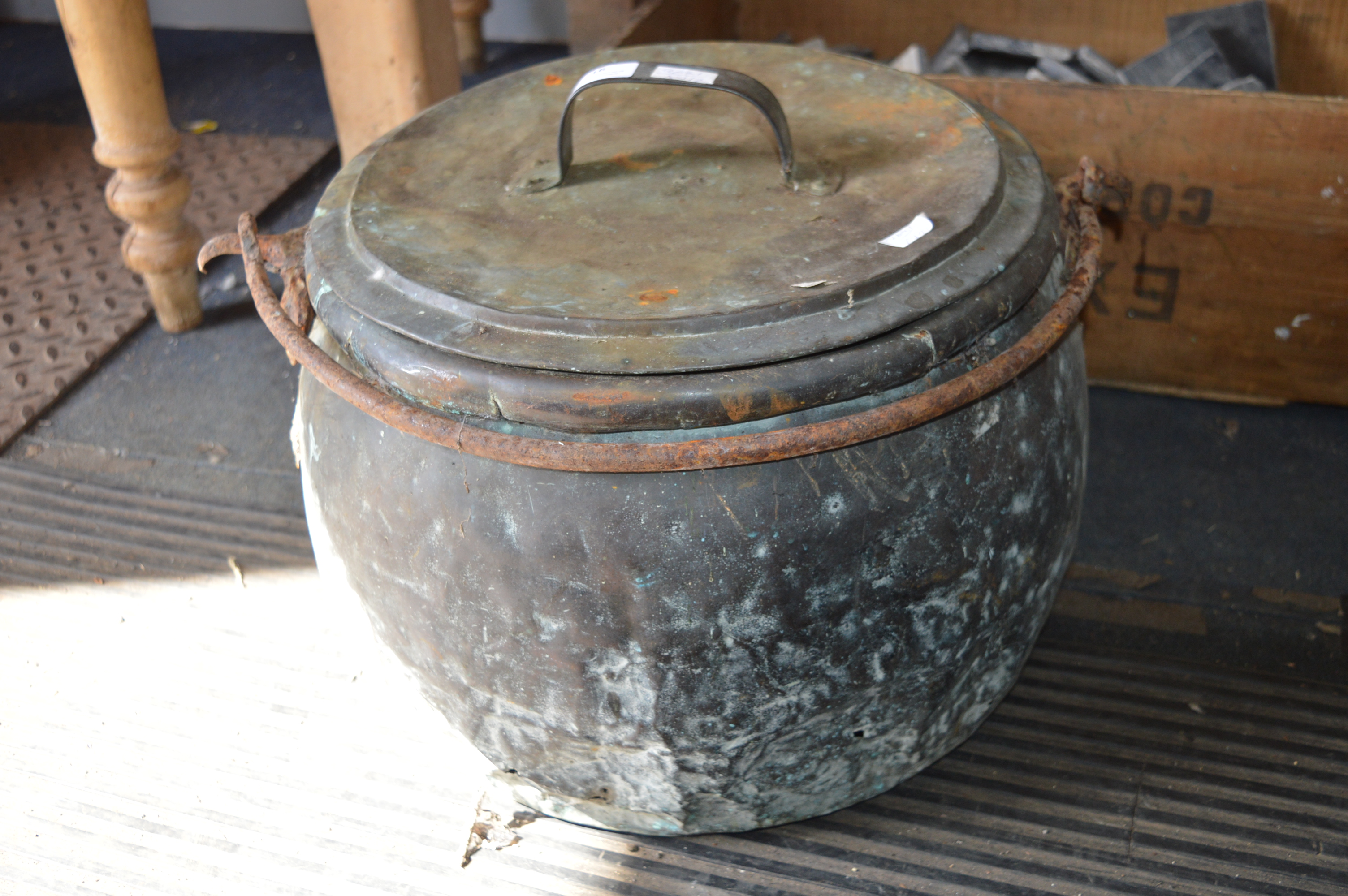 *Large Copper Cauldron - Image 2 of 2