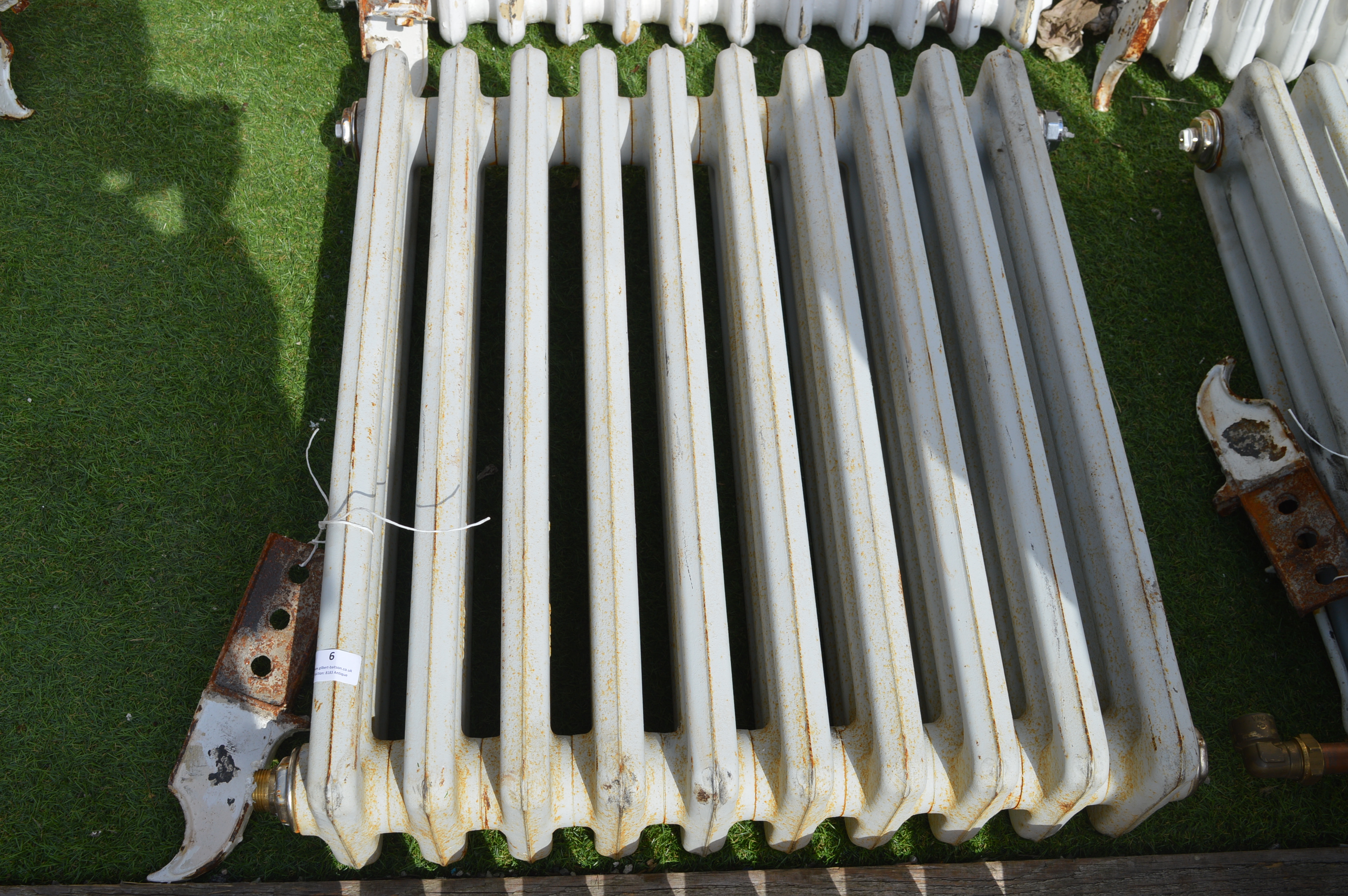 Cast Iron Radiator - Image 2 of 2