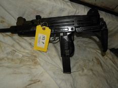 Replica Uzi 9mm Sub Machine Gun