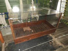 Glazed Display Cabinet d-94cm, l-180cm, h-100