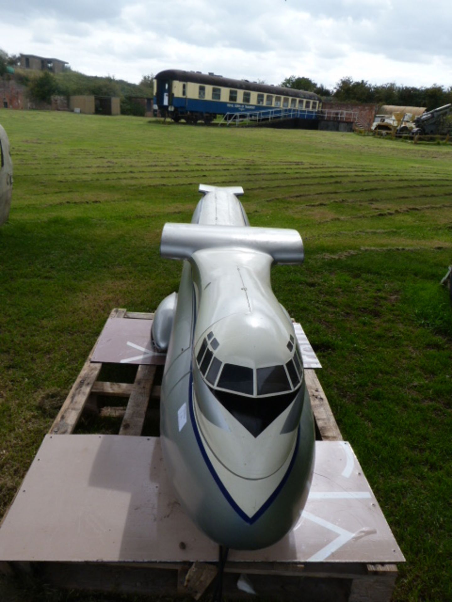 Scale Model of a Prototype Blackburn Beverley Transport Plane - Image 2 of 4