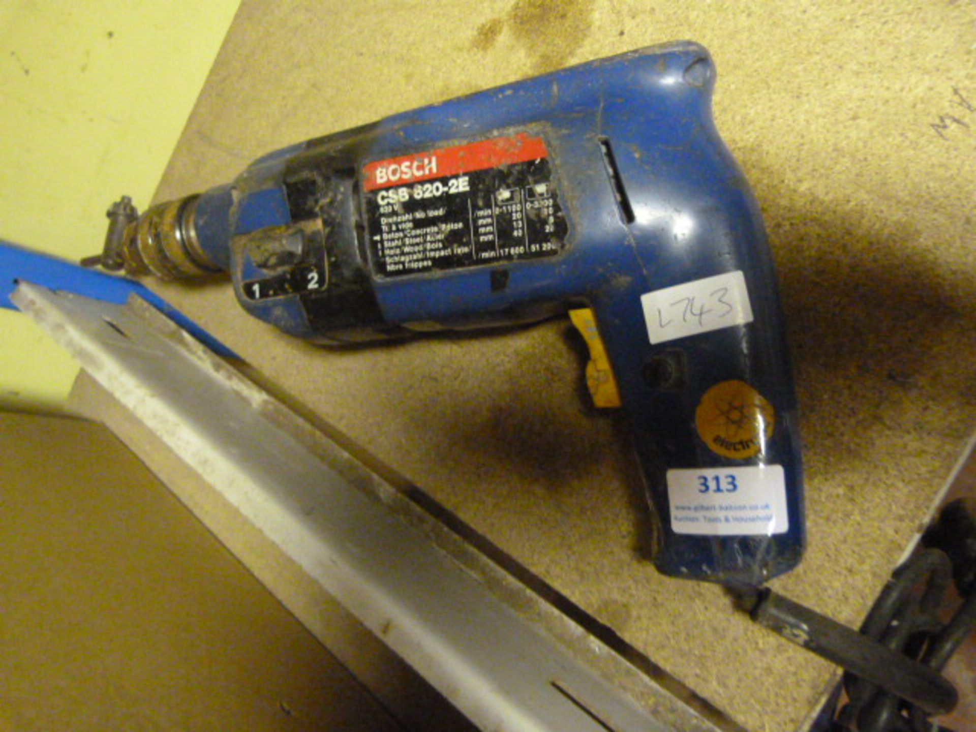 Bosch 620w 240v Drill