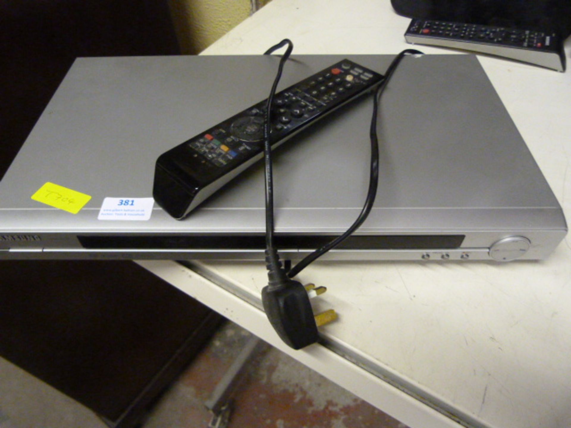 Samsung R130 DVD Player