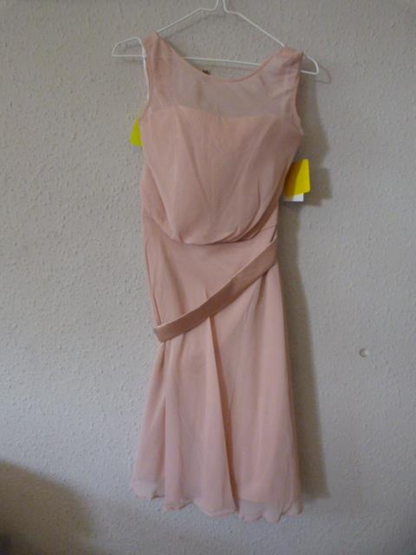 *Size: 18 Rose Bridesmaid Dress