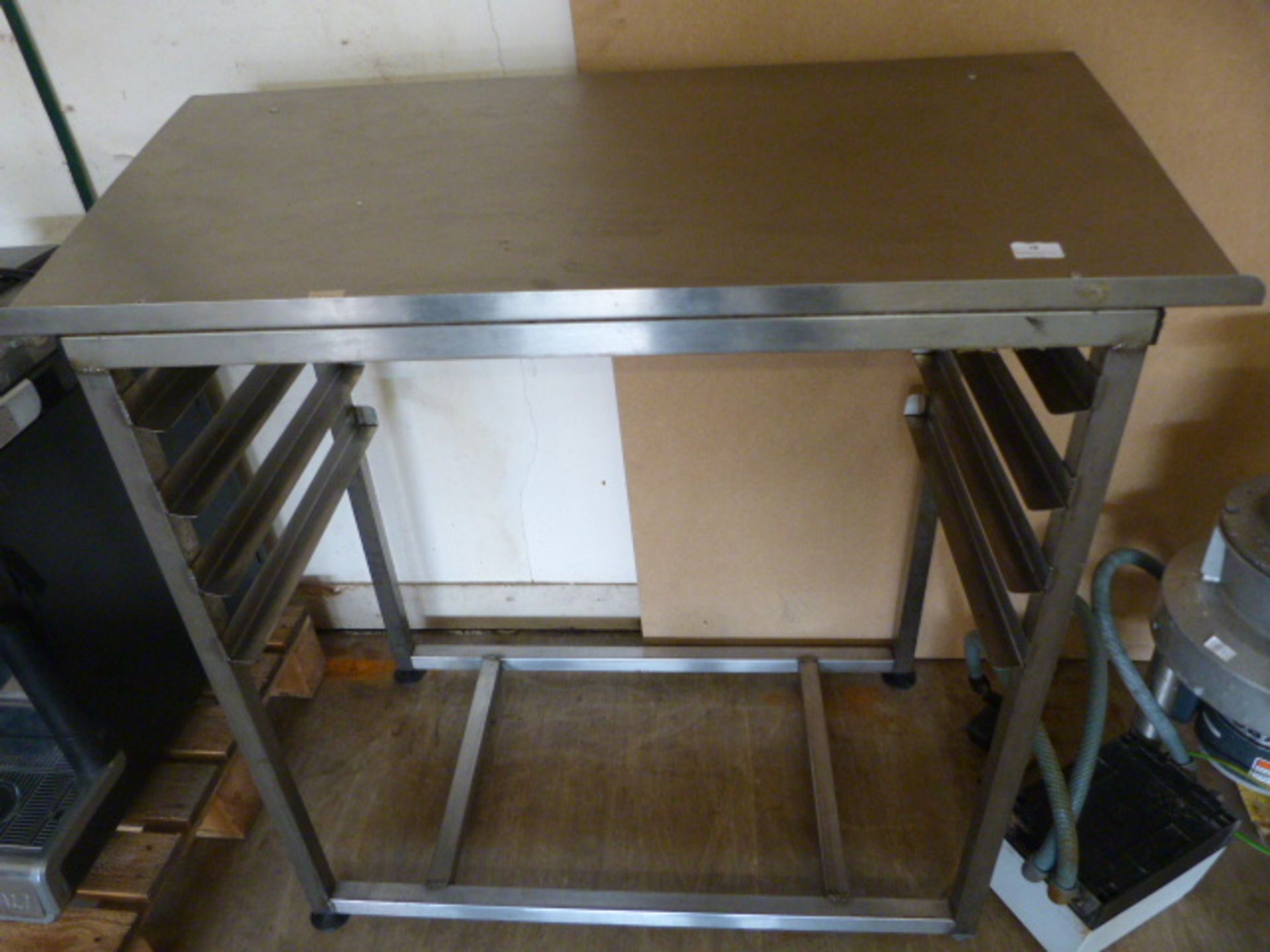 Stainless Steel Table with Tray Rack and Sloped To