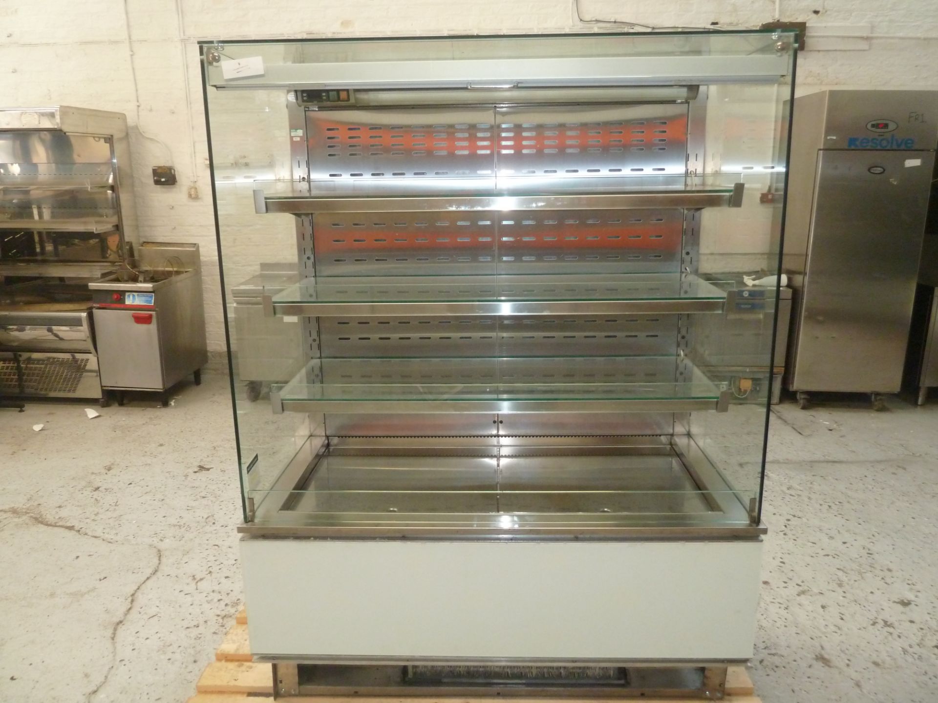 * Synecore display chiller 4 tier grab and go, very nice condition.(1290Wx1710Hx780D)