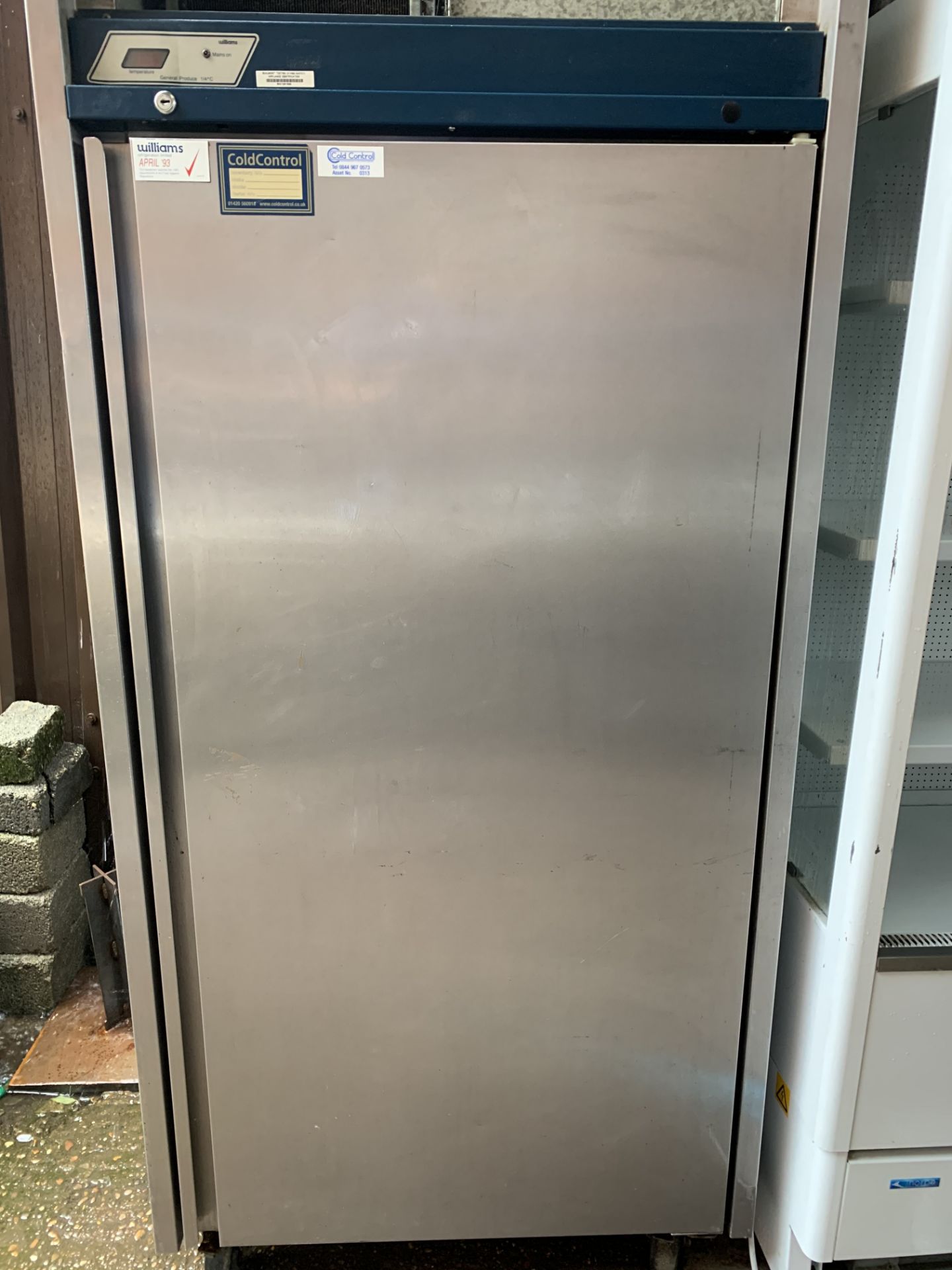 *Williams upright single door refrigerator staneless steel aprx 1960(H) x 870(W) x690(D)mm