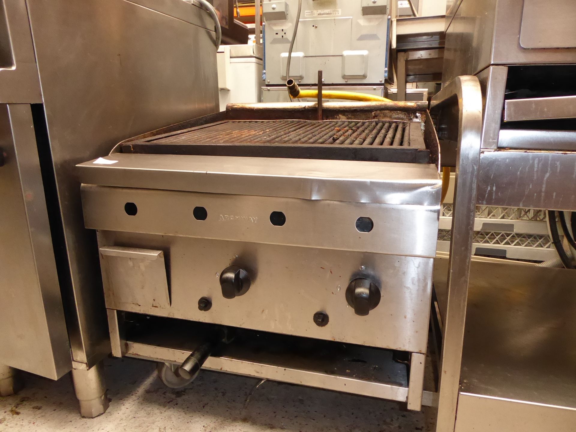 * Archway 2 burner charcoal grill. (600Wx700Dx500H) - Image 2 of 2