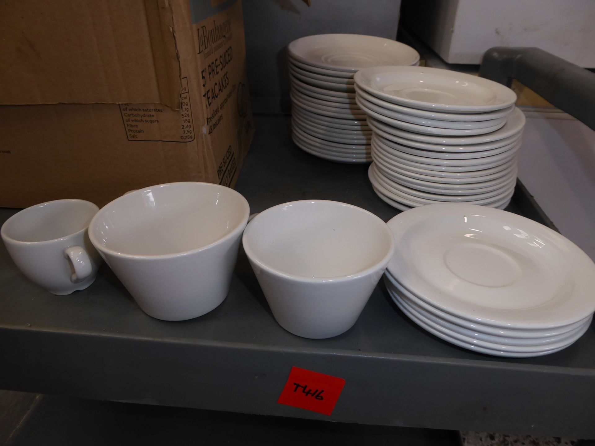 * approx. 110 pieces - coffee cups, espresso cups and saucers