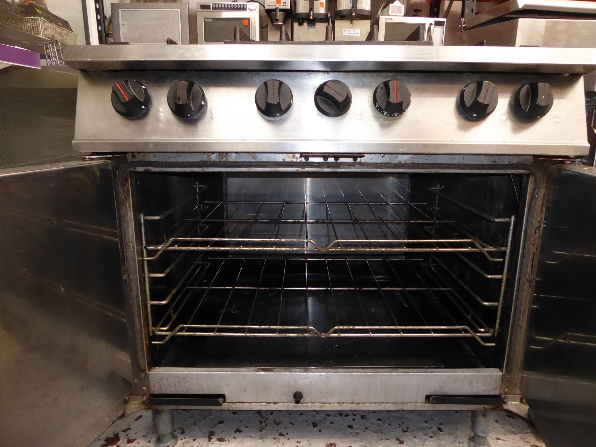 *Falcon 6 burner 2 door gas oven - complete in good condition direct from national chain ( - Image 4 of 4