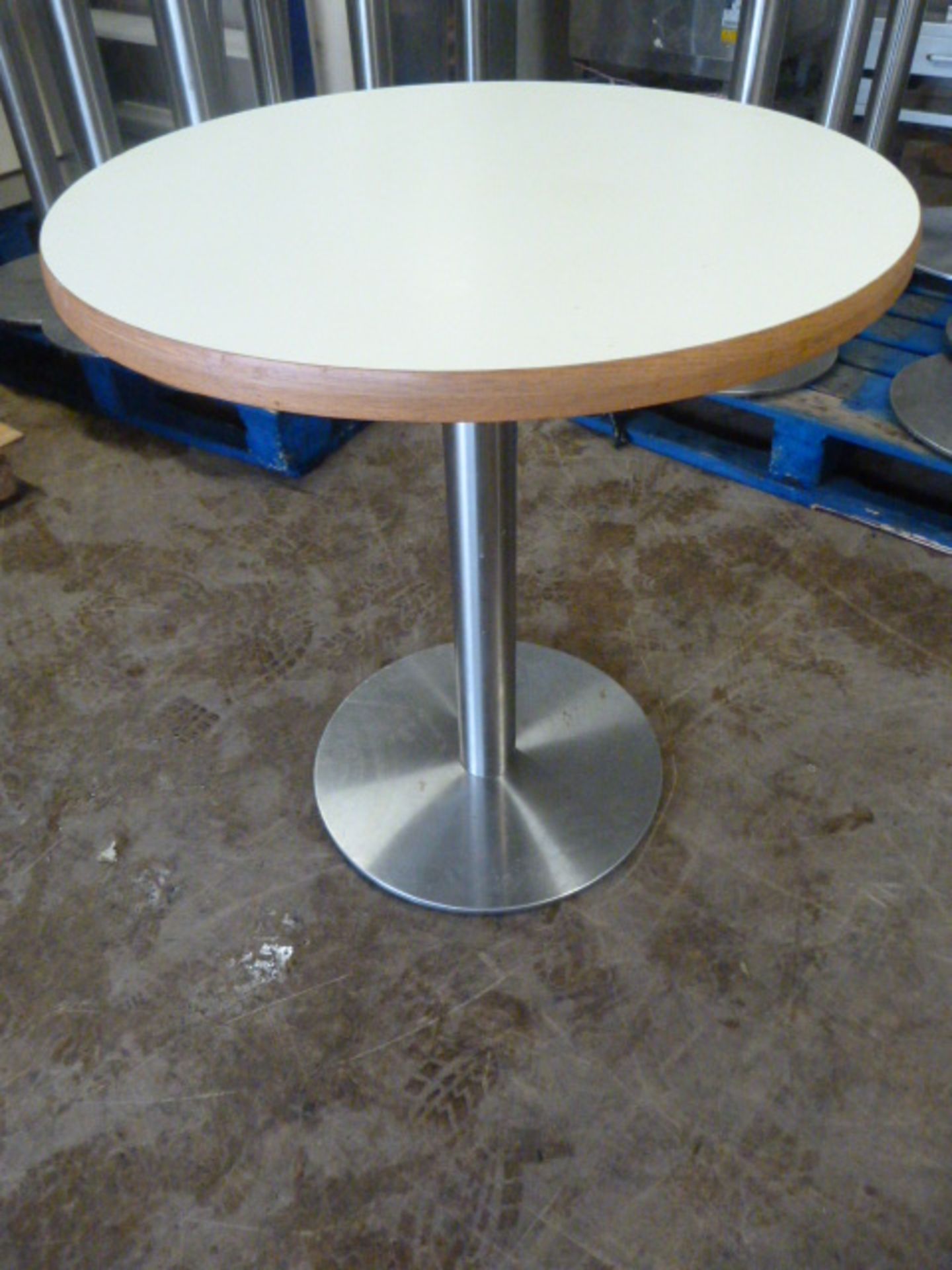 * Single Pedestal Wooden Topped Table 76cm tall, 75cm diameter (No fittings)