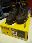 *Dewalt Industrial Steel-Toe Footwear Size: 11