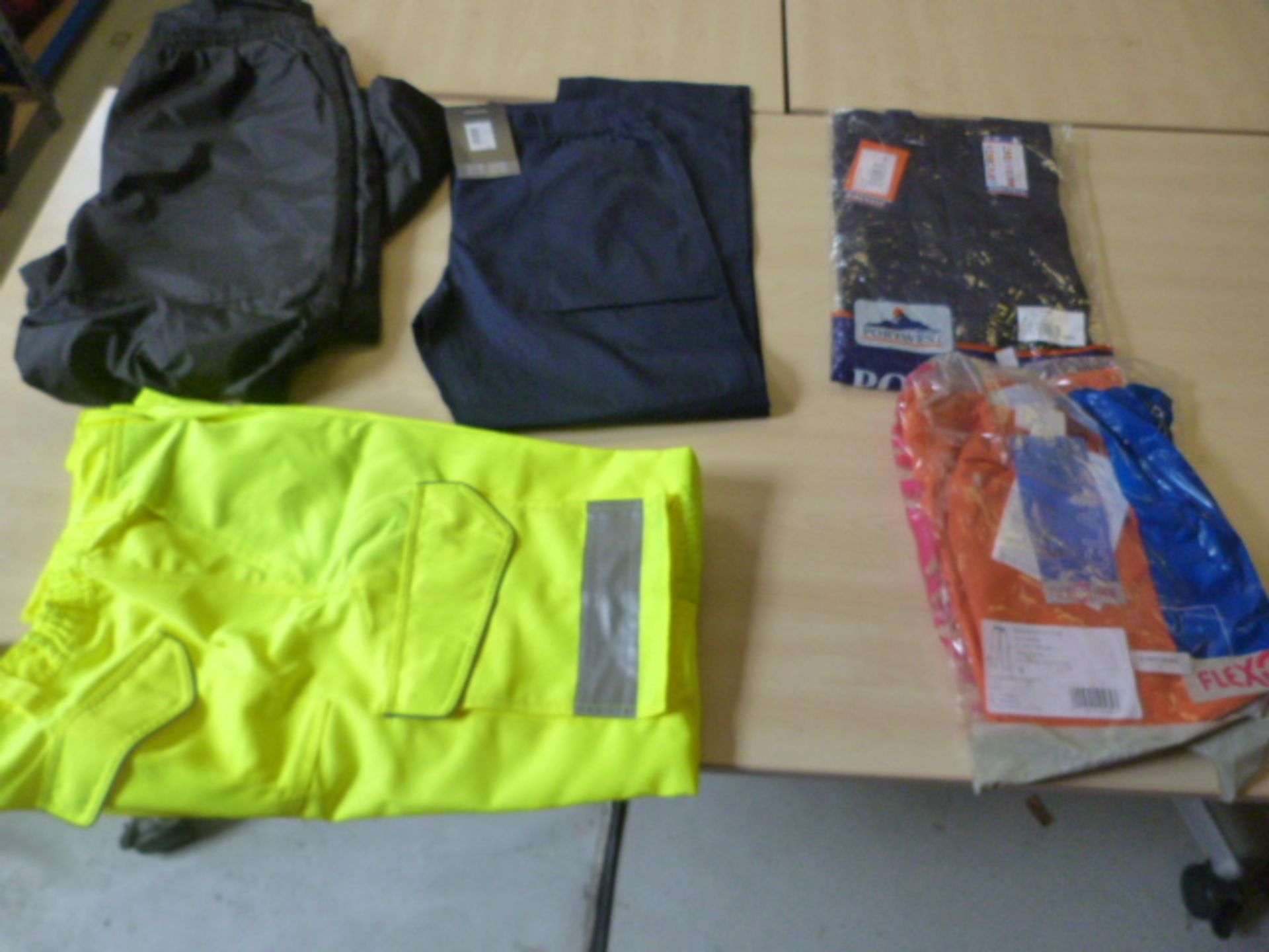 Mixed Lot of Hi-Vis Clothing