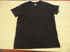 *32° Cool Black Crew-Neck Top Size: XL