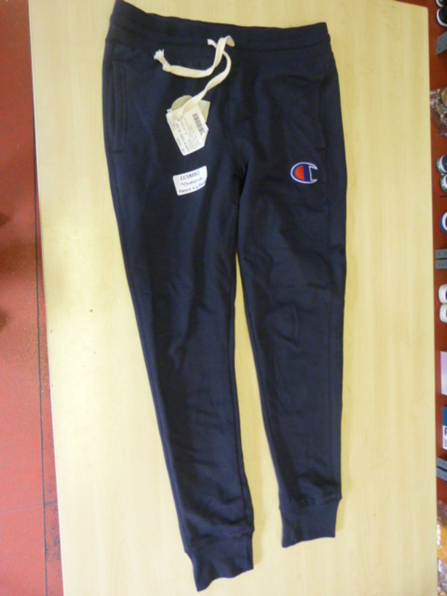 *Champion Fleece Joggers Size: S