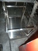 * 580w*750d*600h oven stand