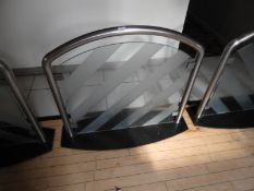 *Stainless Steel & Plate Glass Screen